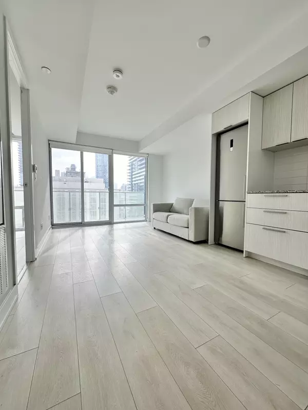 Toronto C08, ON M4Y 0H2,501 Yonge ST #1310