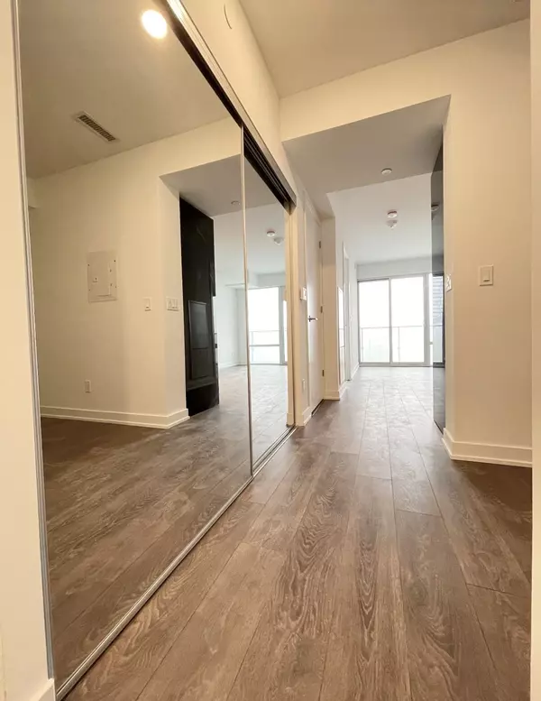 501 Yonge ST #3213, Toronto C08, ON M4Y 0G8