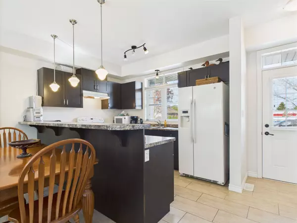 Saugeen Shores, ON N0H 2C3,935 Goderich ST #24