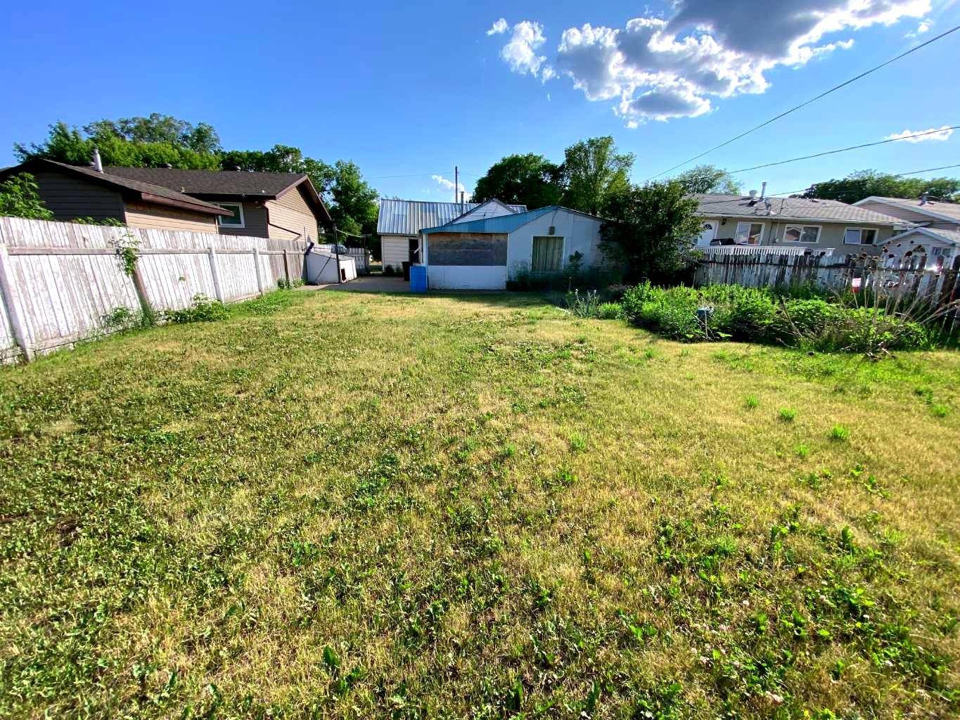 Wainwright, AB T9W 1G2,1130 6 AVE