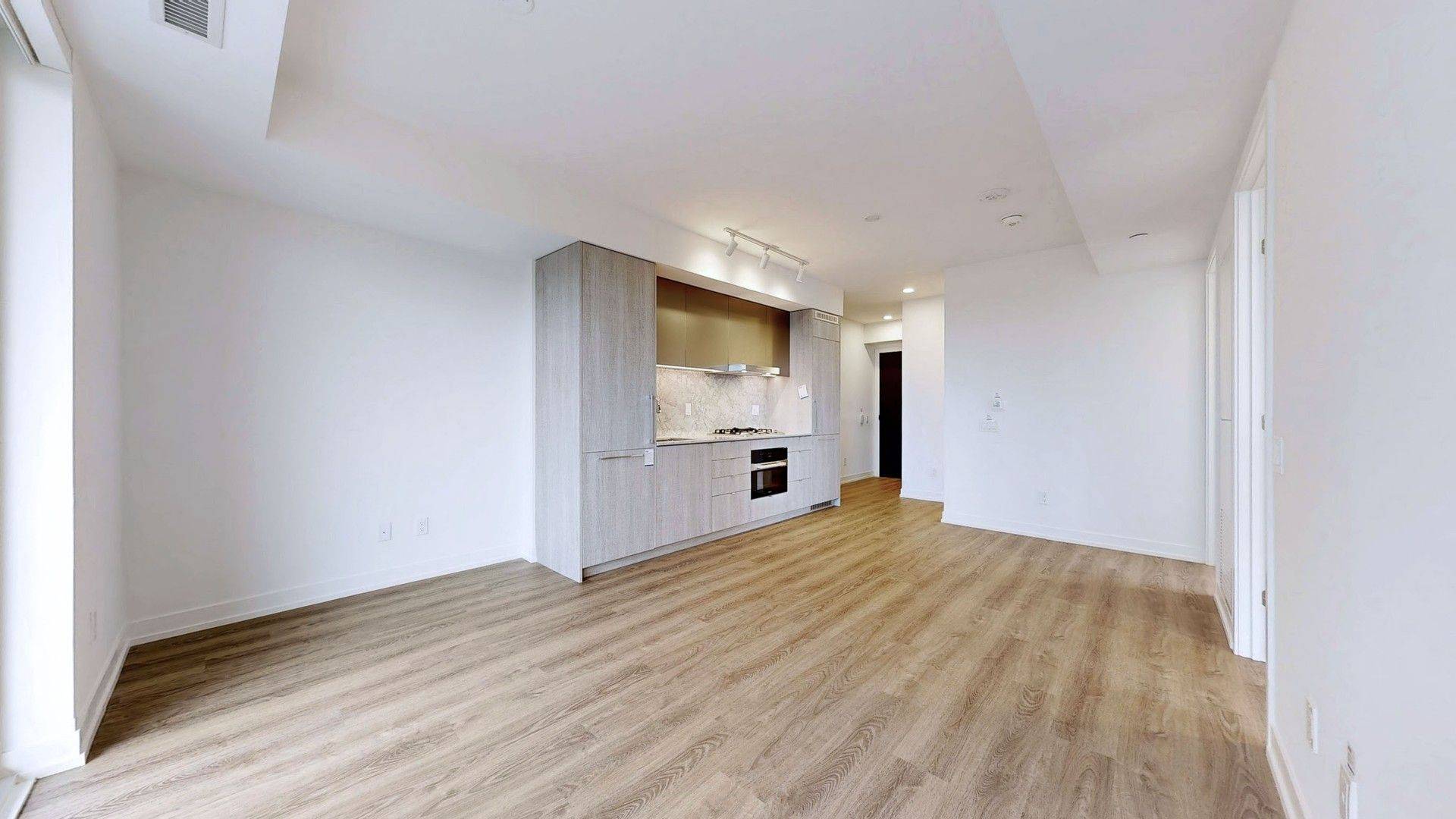 Toronto C09, ON M4W 0B8,771 Yonge ST #1908