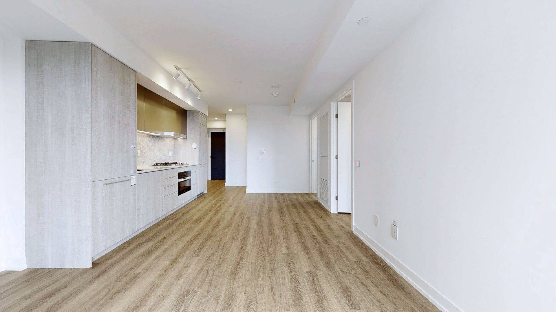 Toronto C09, ON M4W 0B8,771 Yonge ST #1908
