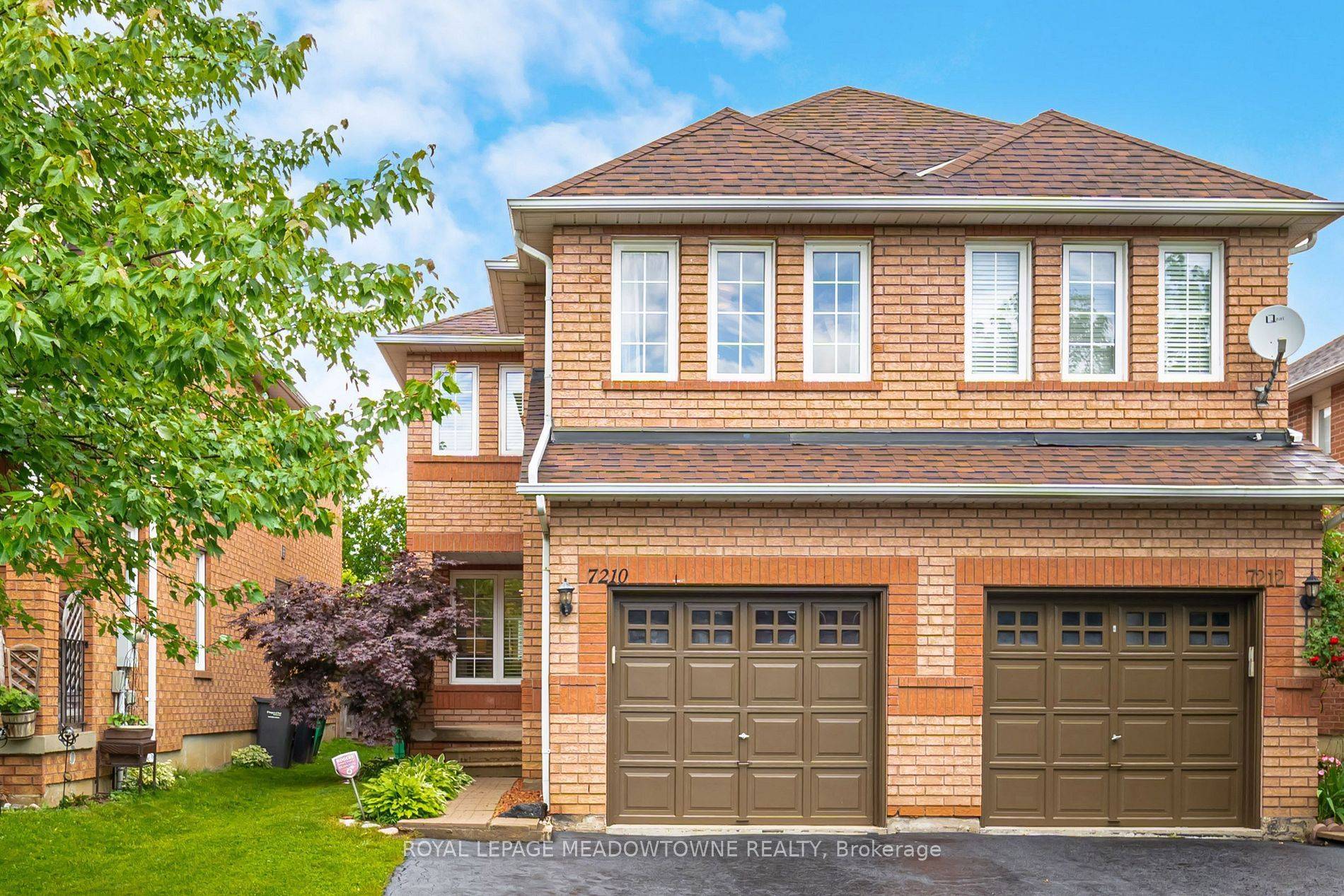 7210 Waldorf WAY, Mississauga, ON L5N 7P8