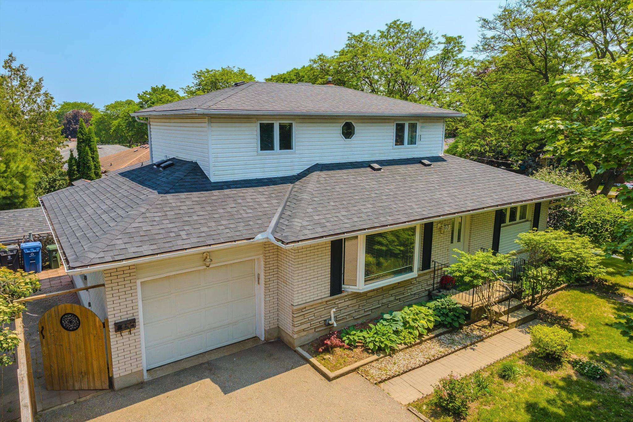 Guelph, ON N1H 6E5,60 Kenwood CRES