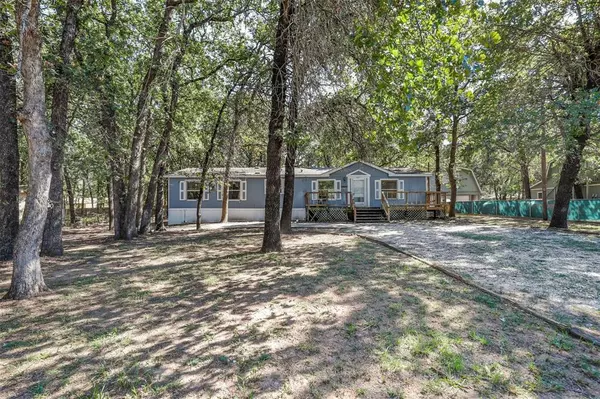4631 Lyndi Lane, Granbury, TX 76049