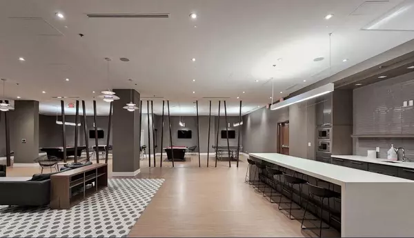 Toronto C02, ON M4V 0B2,99 Foxbar RD #511