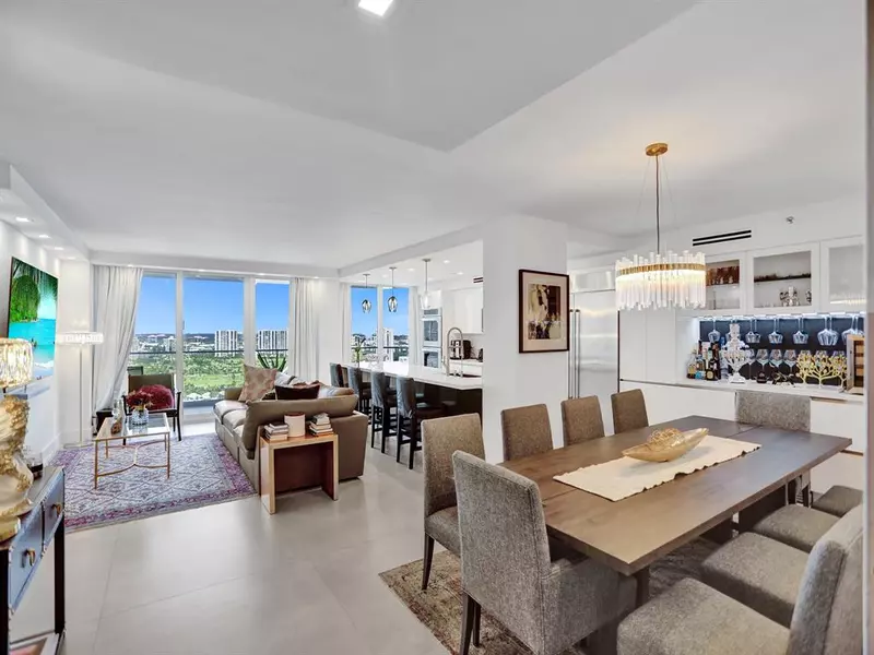 19707 Turnberry Way #27L, Miami, FL 33180