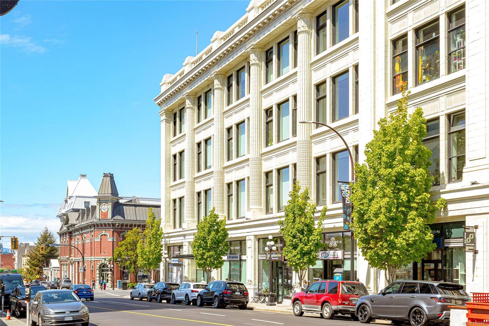 Victoria, BC V8W 0B8,770 Fisgard St #220