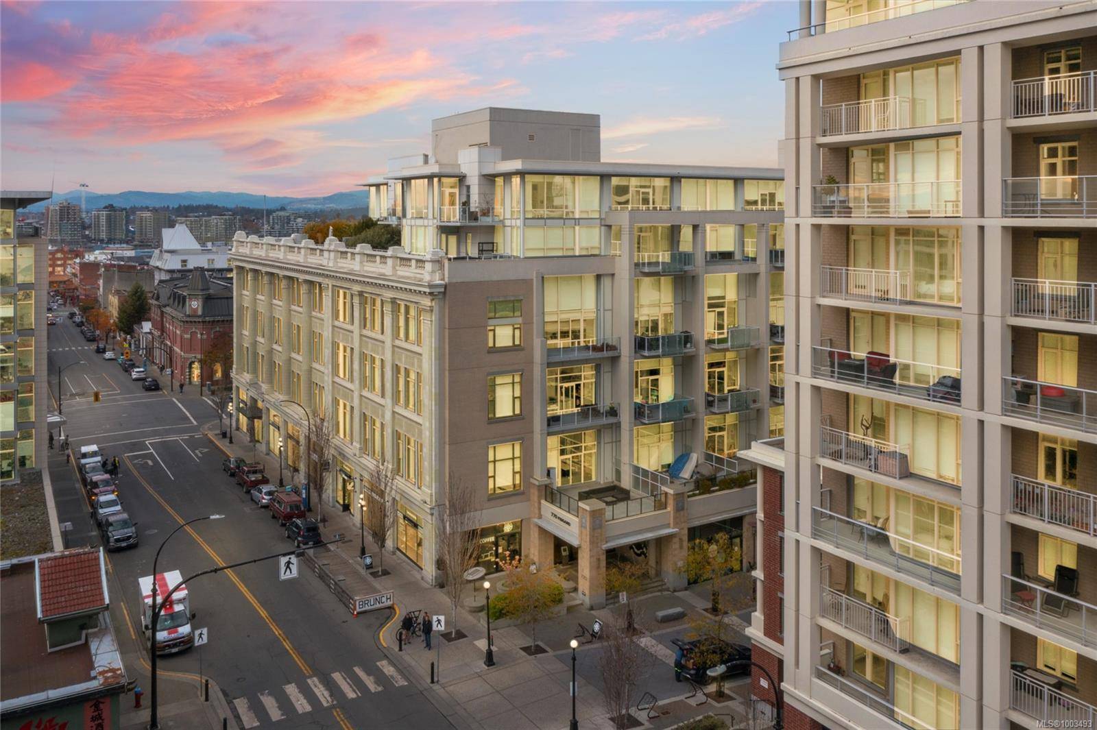 Victoria, BC V8W 0B8,770 Fisgard St #220