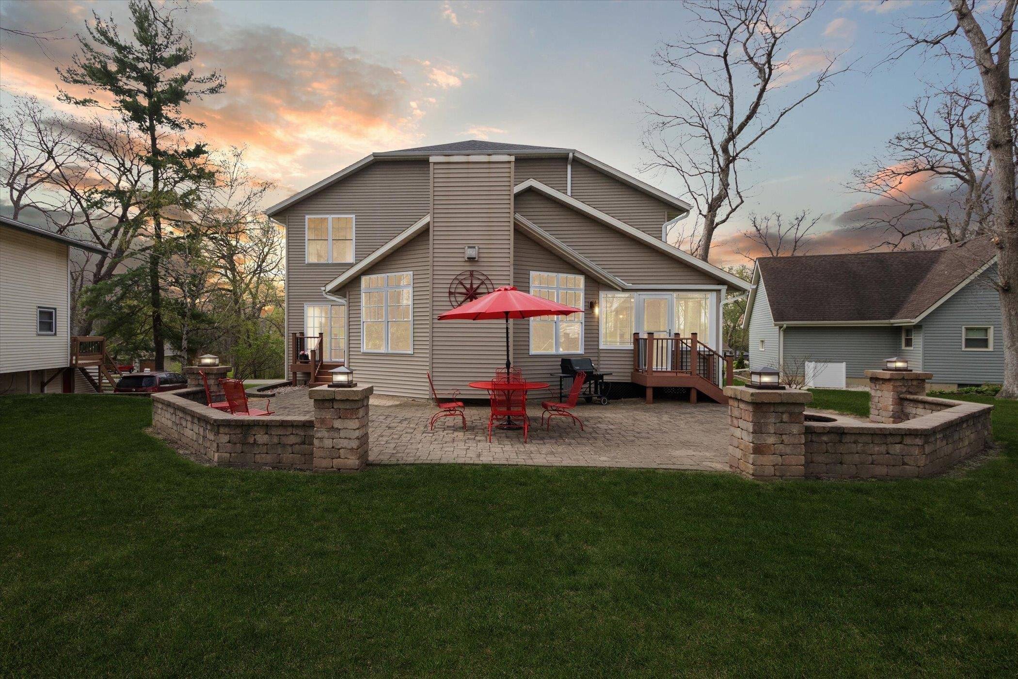1312 Chadbourne Drive, Davis, IL 61019
