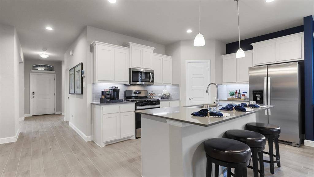 Fort Worth, TX 76008,15152 GREEN BLUFF Drive