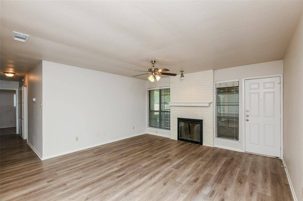 Fort Worth, TX 76133,5304 Weddington Court