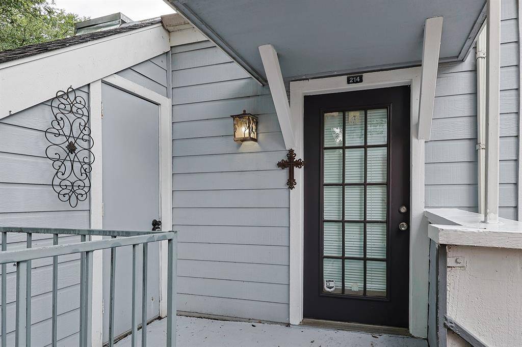 Irving, TX 75038,3420 Country Club Drive W #214