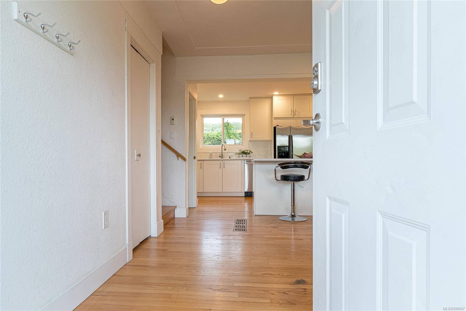 Saanich, BC V8P 4W1,3931 Ansell Rd
