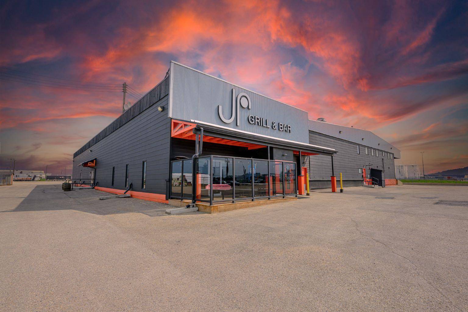 10904 92 AVE, Grande Prairie, AB T8V 6B5