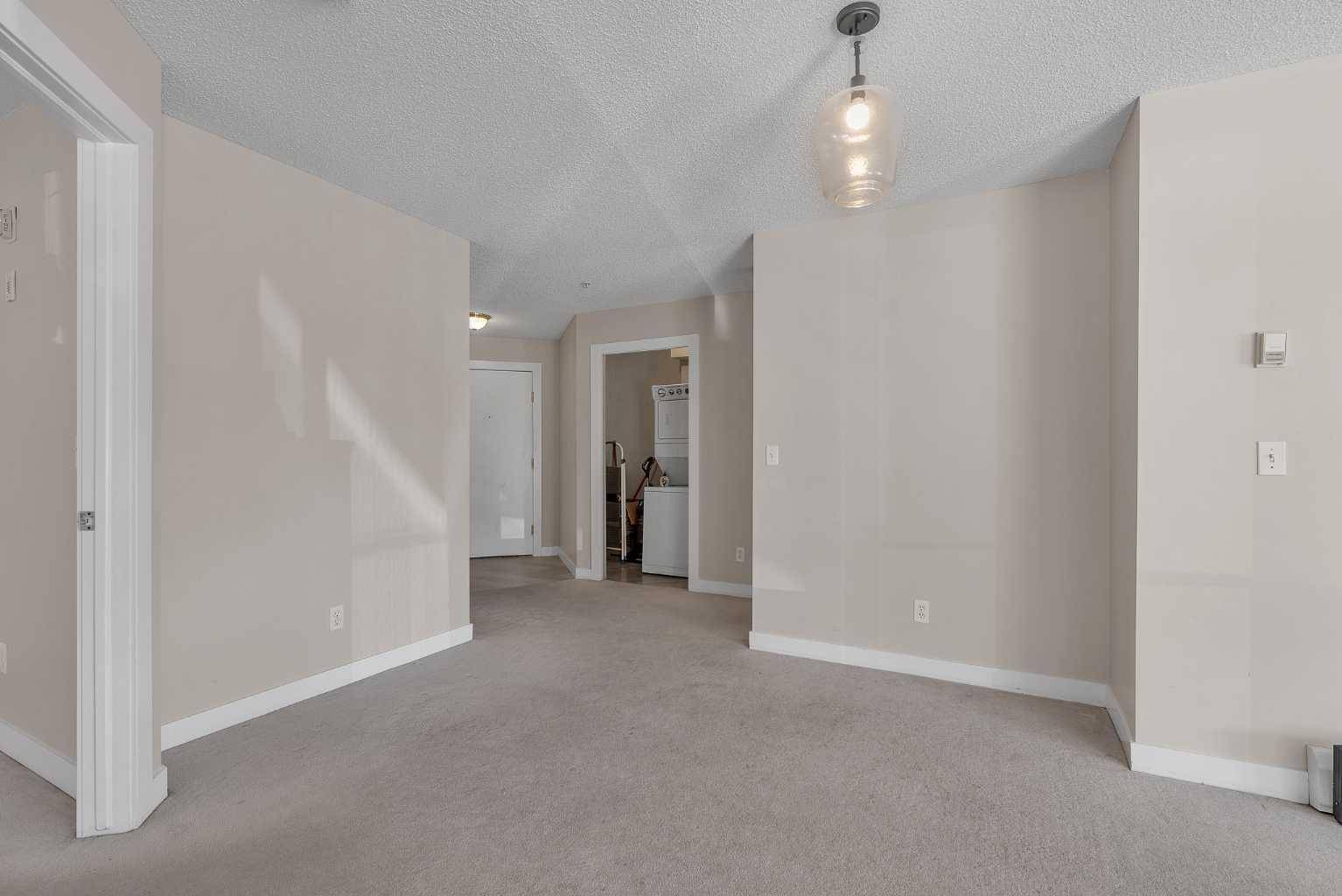 Calgary, AB T2Y 4J1,2000 Somervale CT SW #102