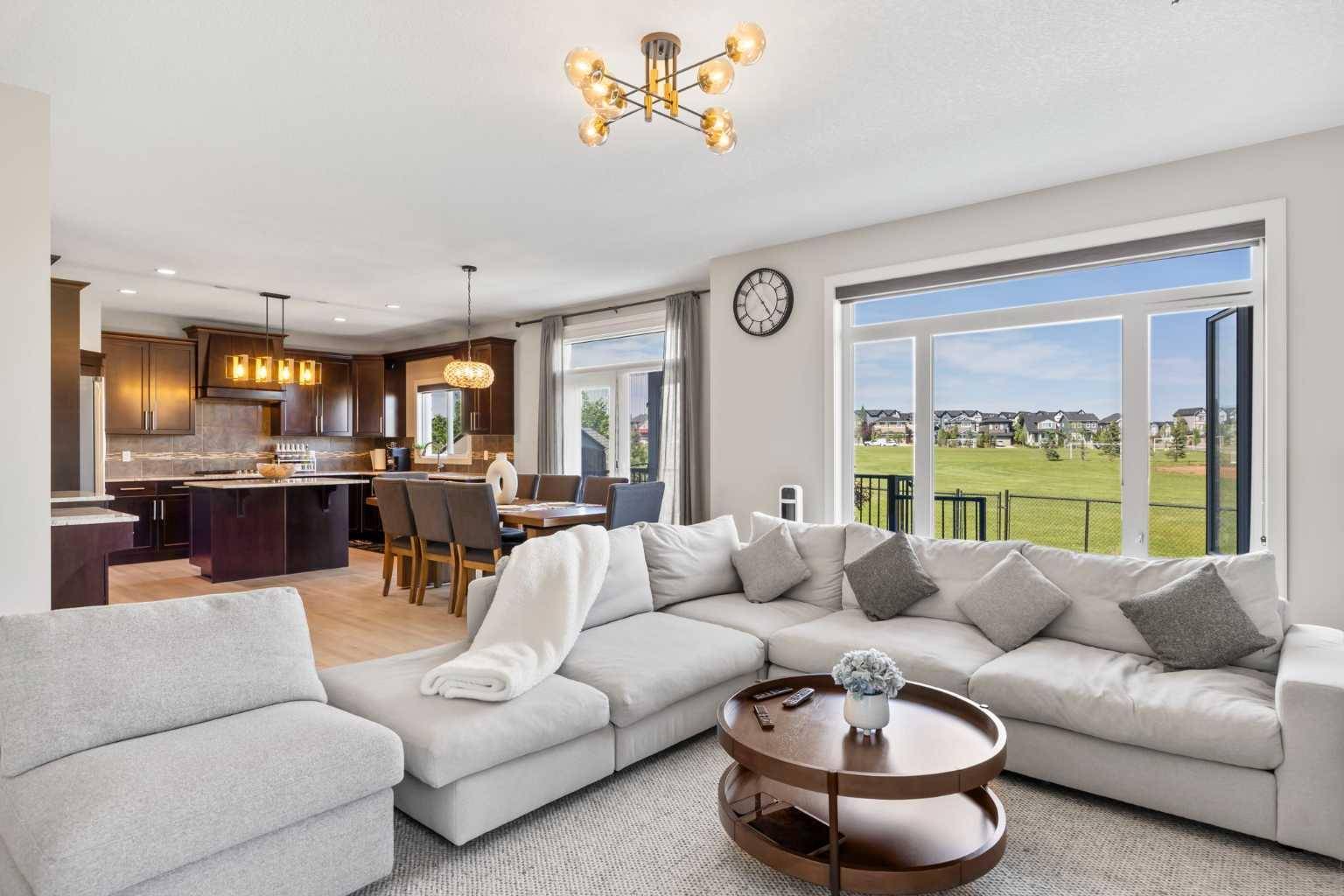 Calgary, AB T3P 0K3,68 Evansfield PL Northwest