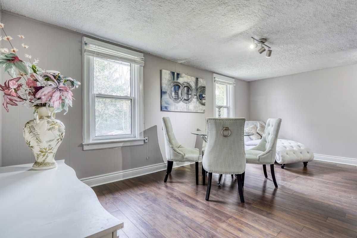 29 Whitman ST #2, Toronto C14, ON M2M 3H7
