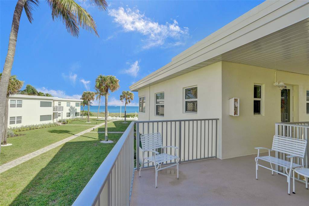 Lauderdale By The Sea, FL 33062,1400 S Ocean Blvd #2S
