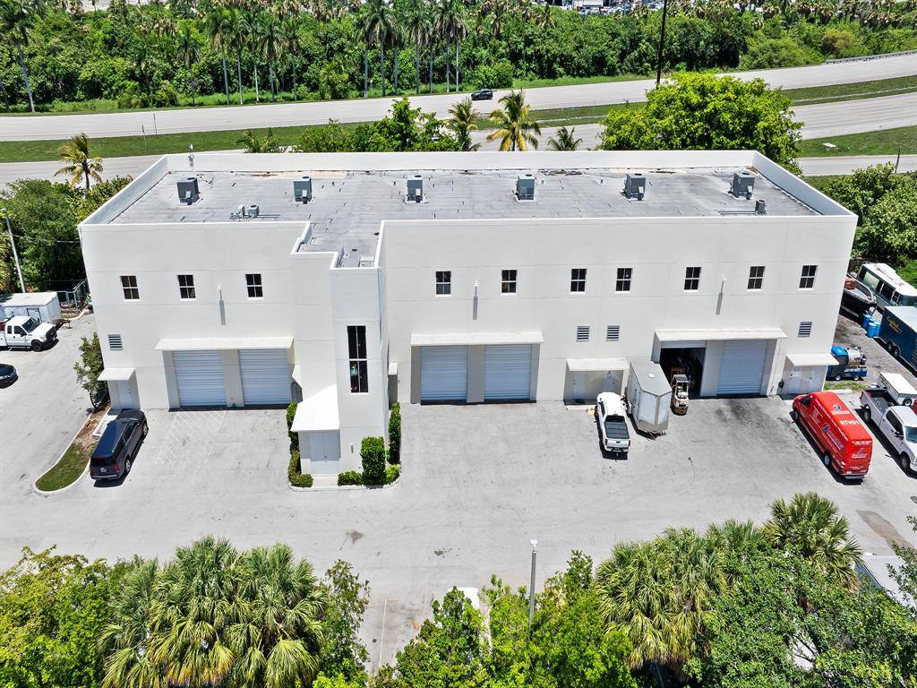 701 SE 32nd Ct #204, Fort Lauderdale, FL 33316