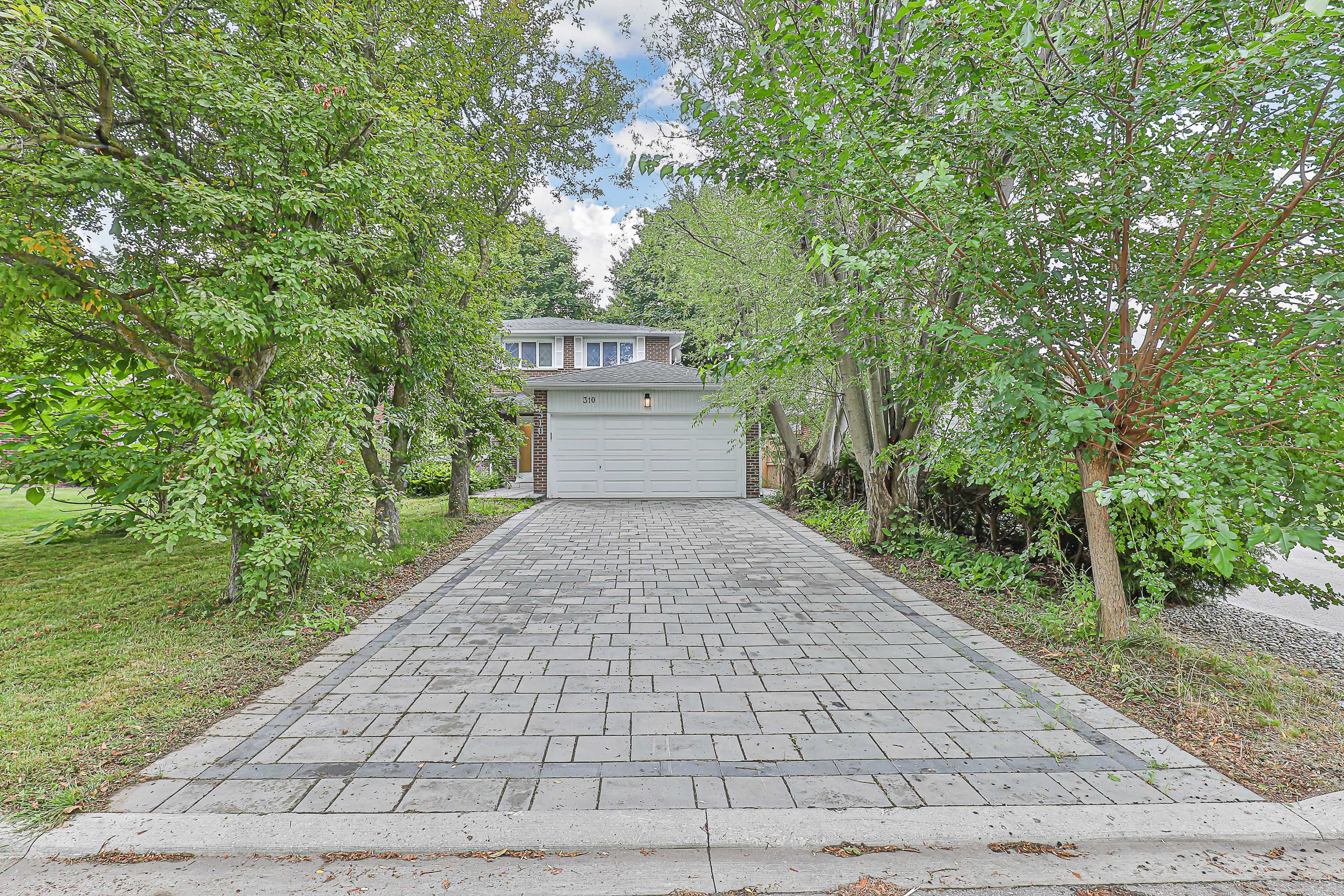 Newmarket, ON L3Y 5Y9,310 Primrose LN