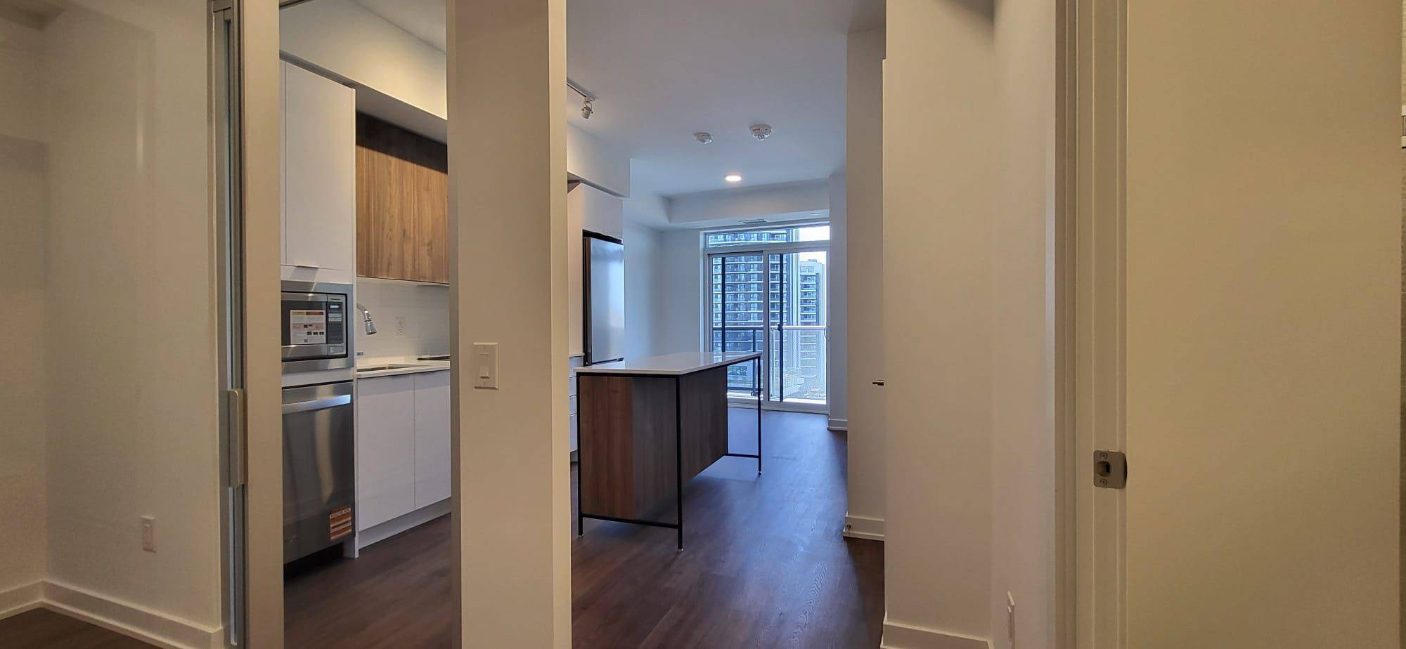 Mississauga, ON L4Z 0C9,5105 Hurontario ST #907