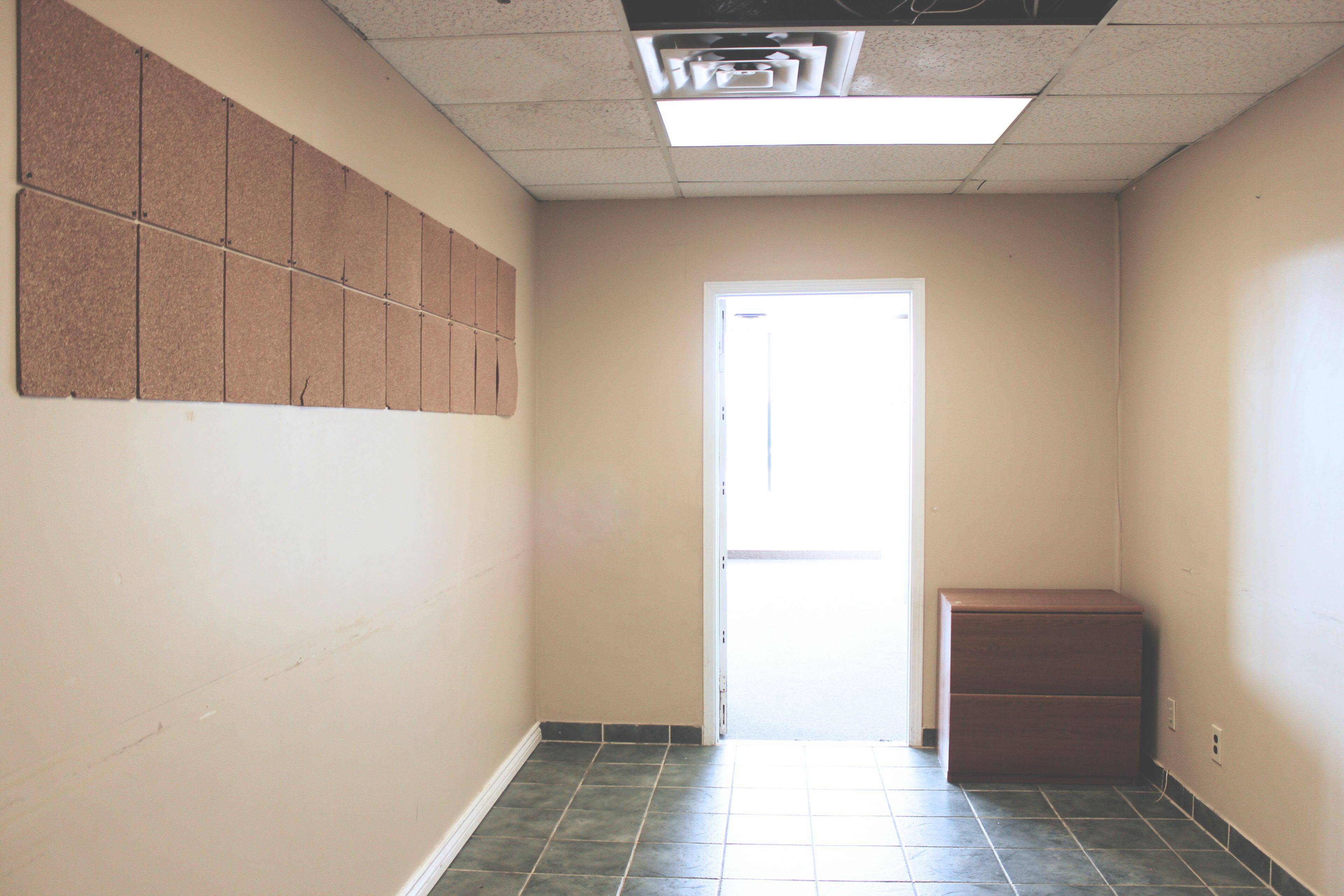 Toronto W04, ON M6L 3C9,1635 Lawrence AVE W #203