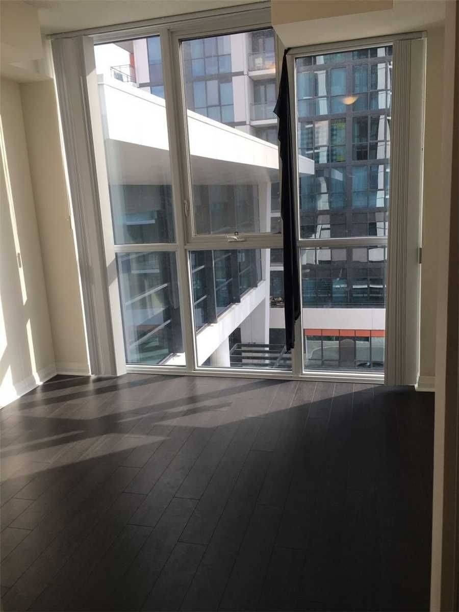 Mississauga, ON L5R 0E4,55 Eglinton AVE W #509