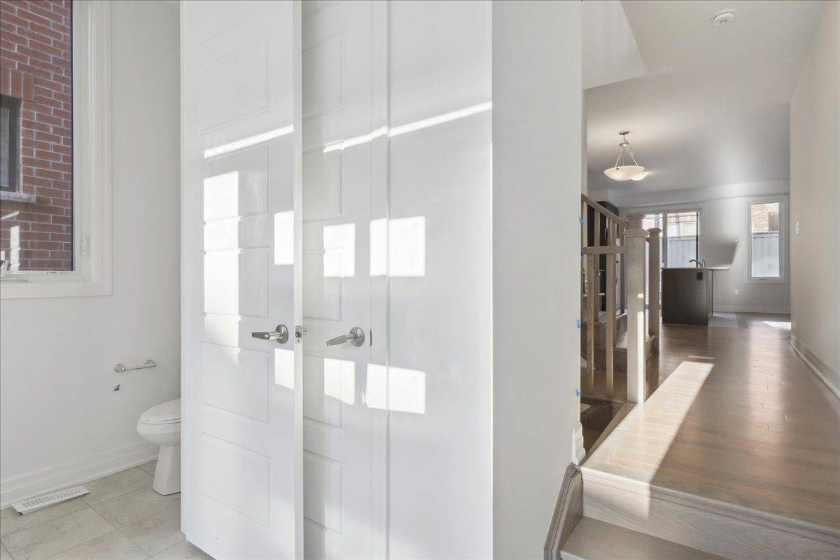 Brampton, ON L7A 0B6,26 Keppel CIR