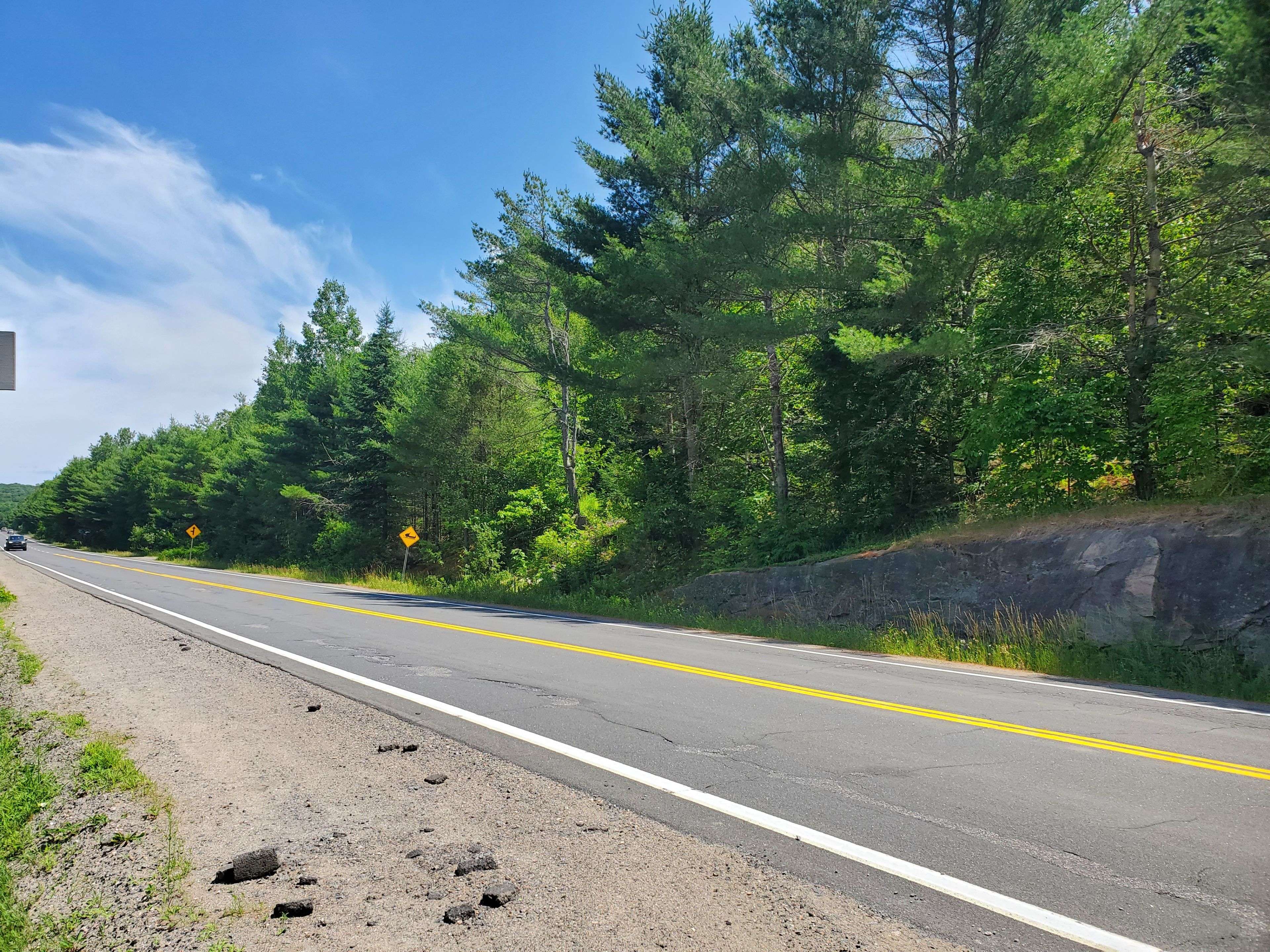 Lake Of Bays, ON P0B 1A0,2750 Muskoka 117 RD