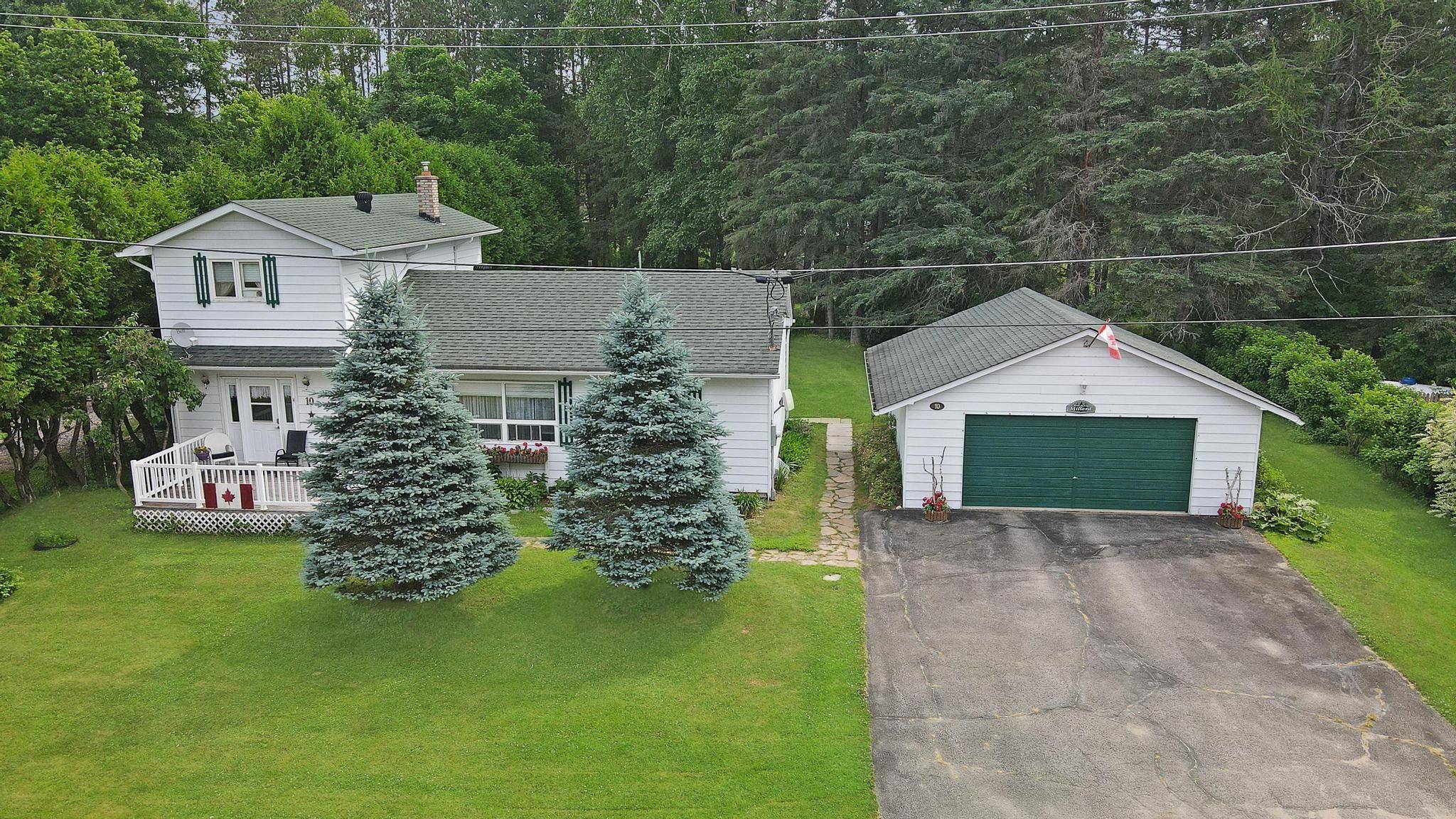 Minden Hills, ON K0M 2K0,10 Stouffer ST