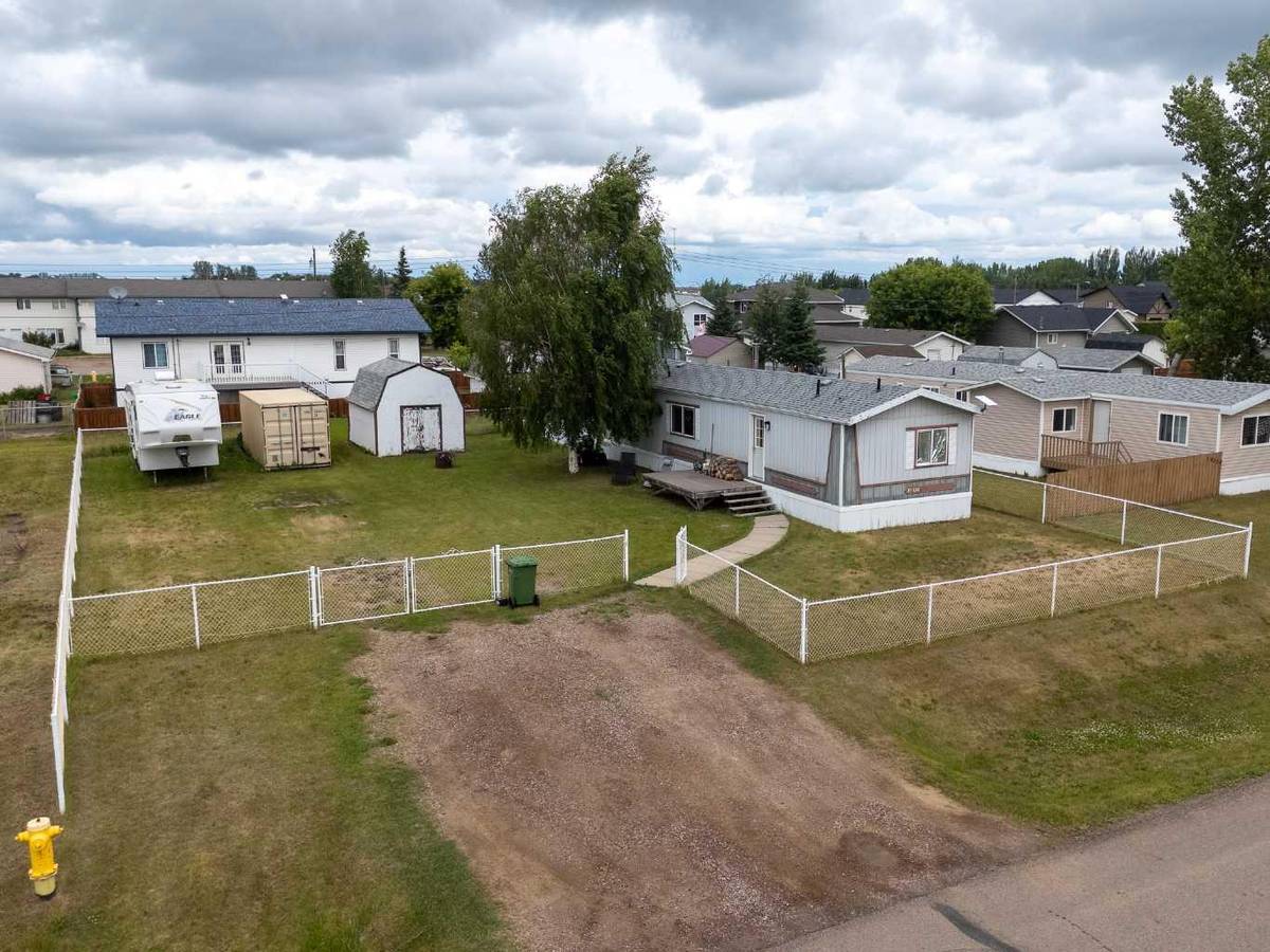 La Crete, AB T0H 2H0,10314 103 AVE