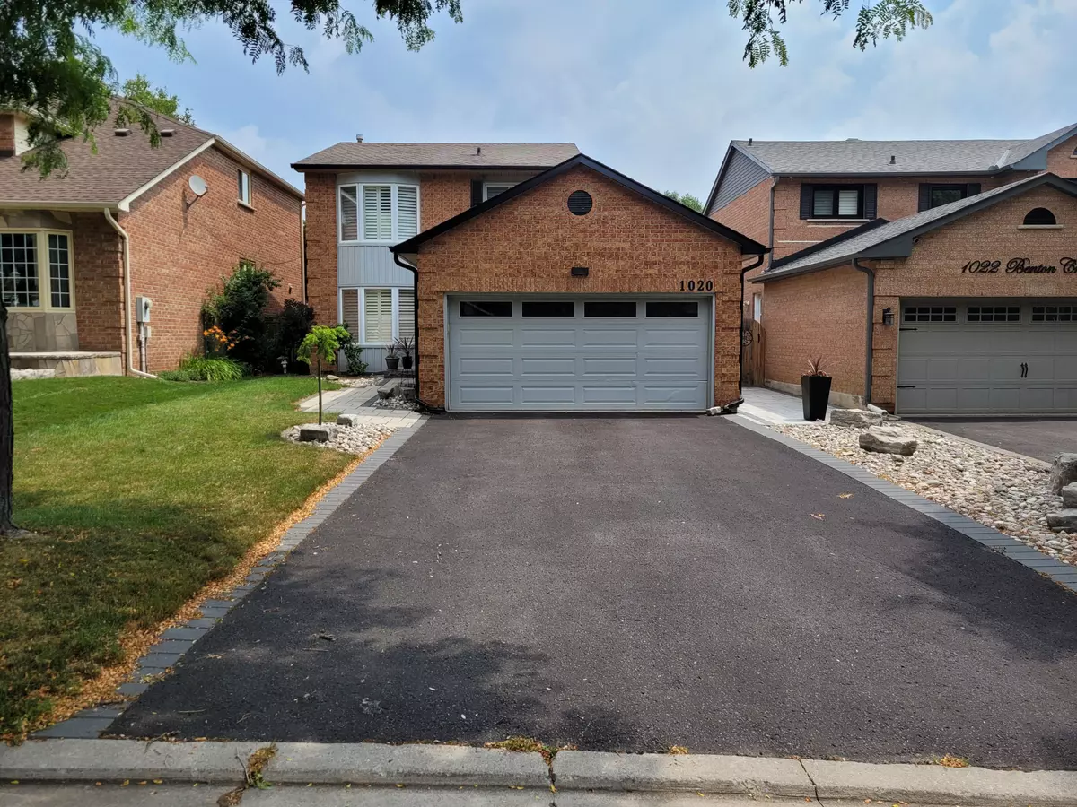 Pickering, ON L1X 1N3,1020 Benton CRES