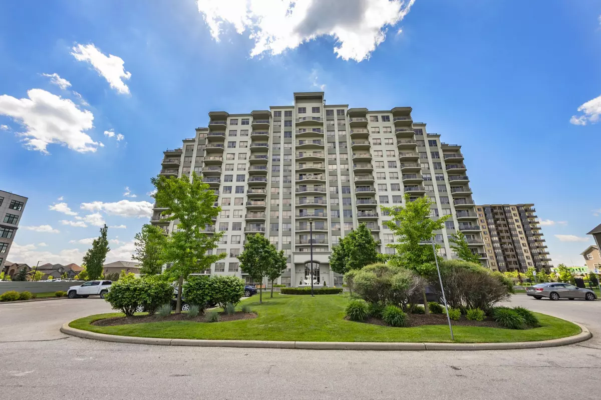 London North, ON N6G 0G5,1030 Coronation DR #1403