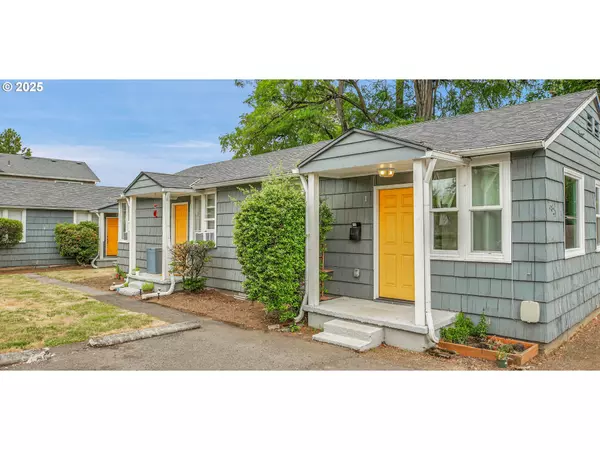 5821 SE KNAPP ST, Portland, OR 97206