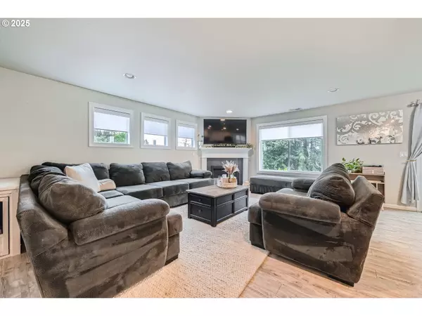 Estacada, OR 97023,1225 NE ROCKWELL DR