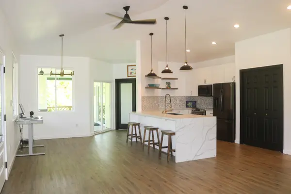 Keaau, HI 96749,15-1393 29TH AVE