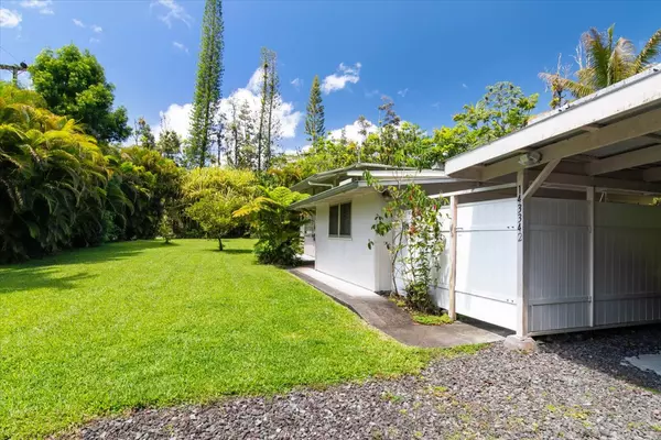 Pahoa, HI 96778,14-3342 KAULULAAU RD #3