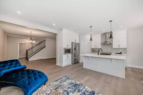 Calgary, AB T3J 5R8,31 Homestead Passage NE