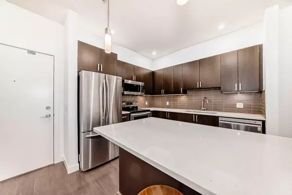 Calgary, AB T3M 1Z8,22 Auburn Bay Link SE #109
