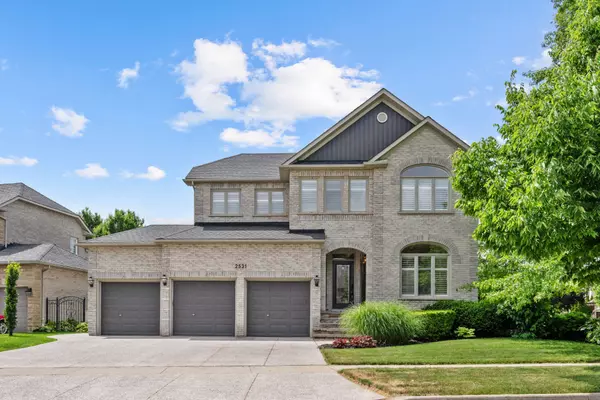 2531 Hogan CT, Burlington, ON L7M 4T5