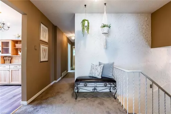 Burlington, ON L7P 2V9,1515 Brenner CRES