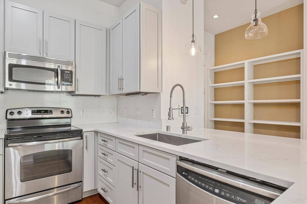 Dallas, TX 75204,2950 Mckinney Avenue #219