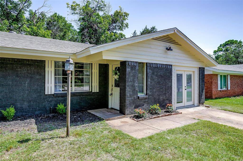 Cleburne, TX 76033,1309 Manor Drive