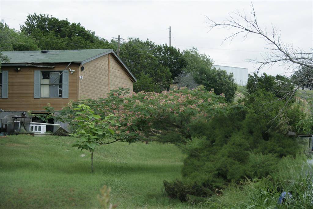 652 Woodhaven Drive, Springtown, TX 76082