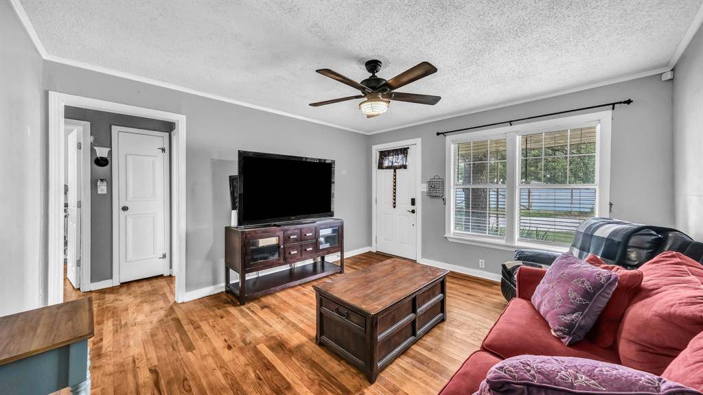 Mineral Wells, TX 76067,1007 SE 24th Street