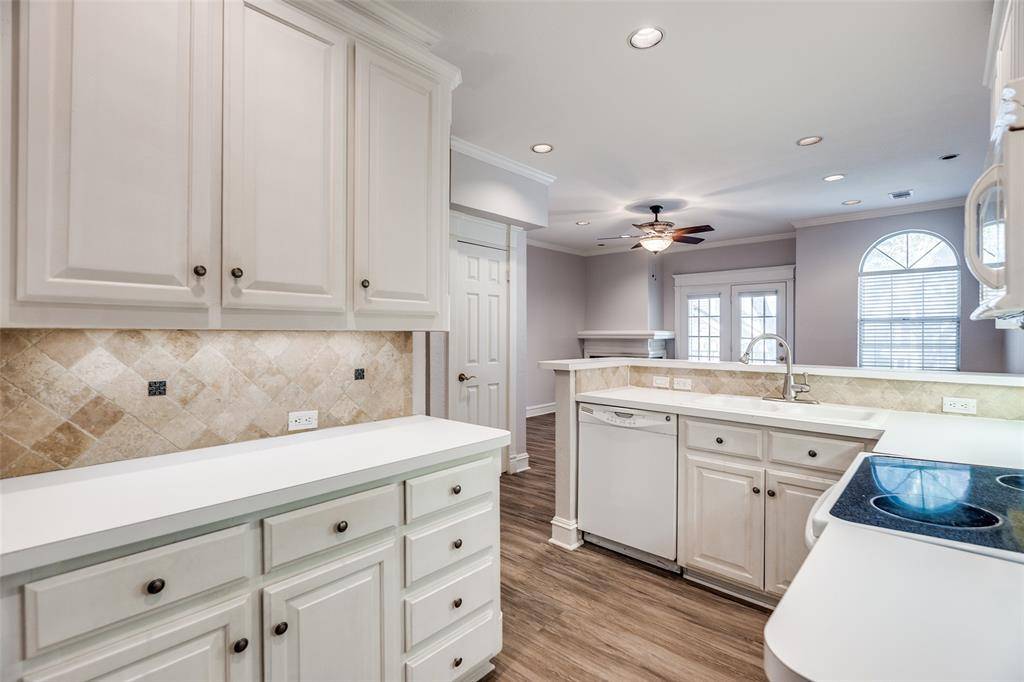 Dallas, TX 75248,5325 Bent Tree Forest Dr #2244