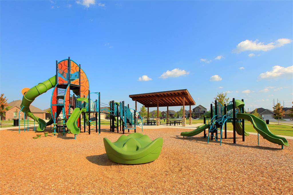 Lavon, TX 75166,499 Silent Pond Park