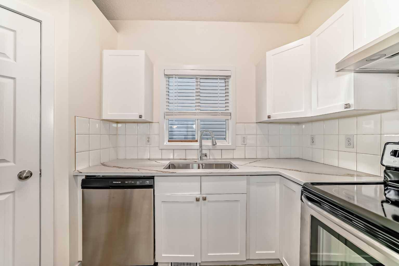 Calgary, AB T3J 3W1,92 Martha's Haven GDNS Northeast