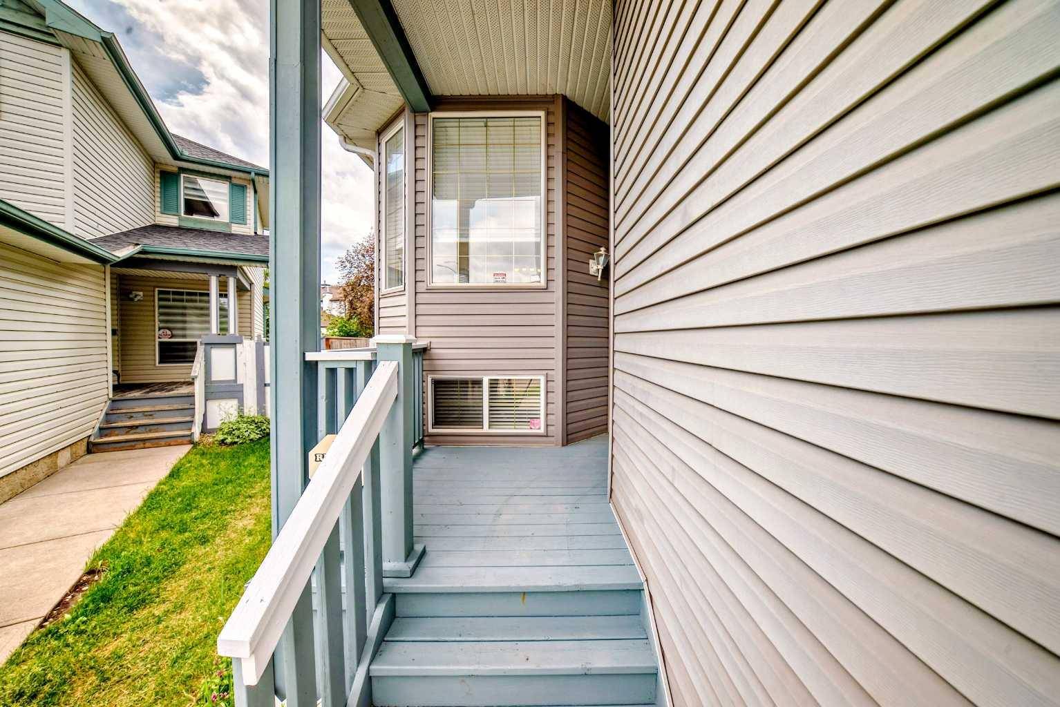 Calgary, AB T3J 3W1,92 Martha's Haven GDNS NE